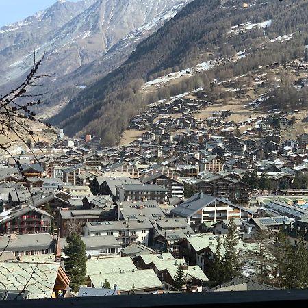 Triftbach - View Over Zermatt Buitenkant foto